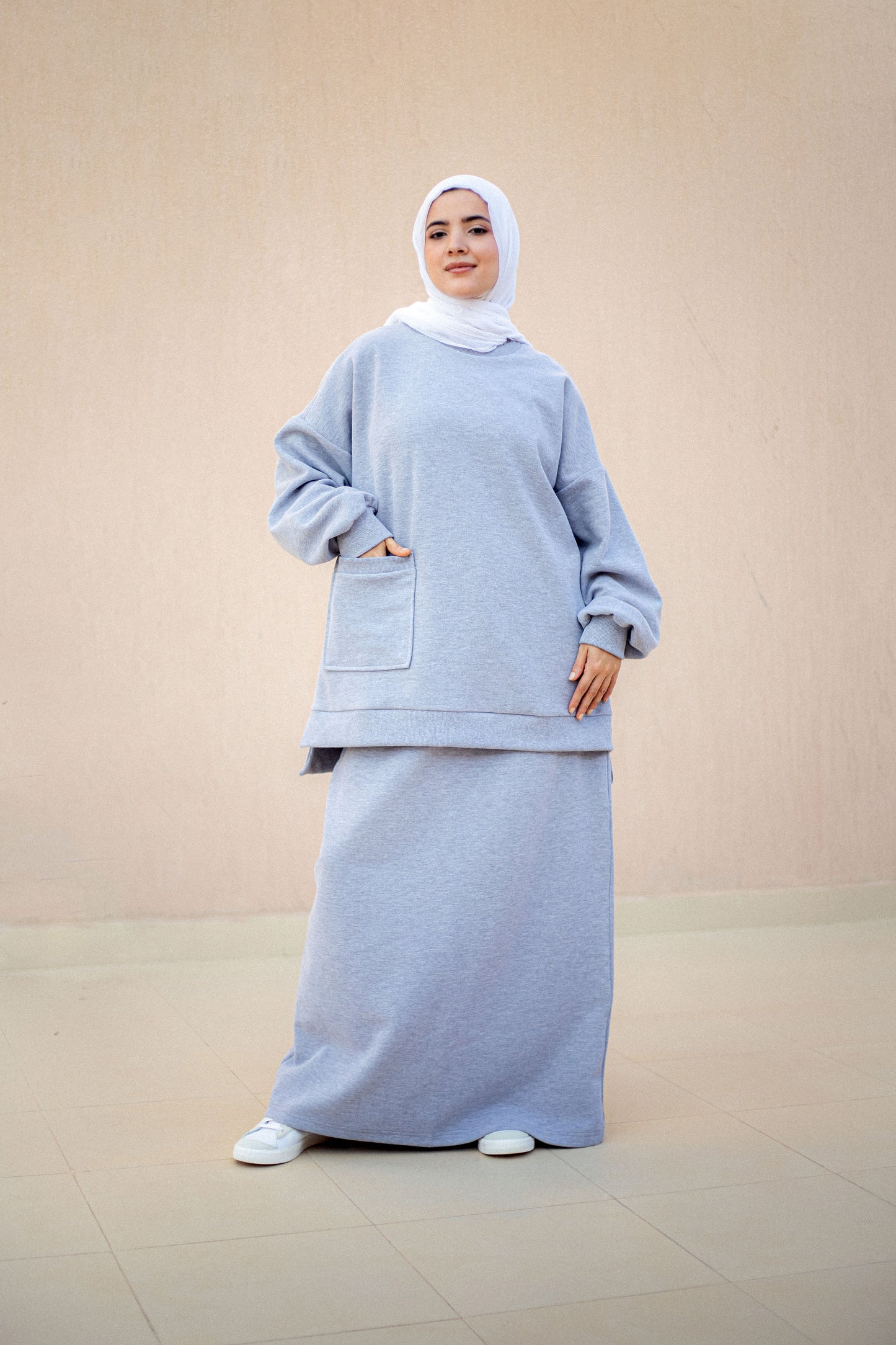 Gray kashmir set