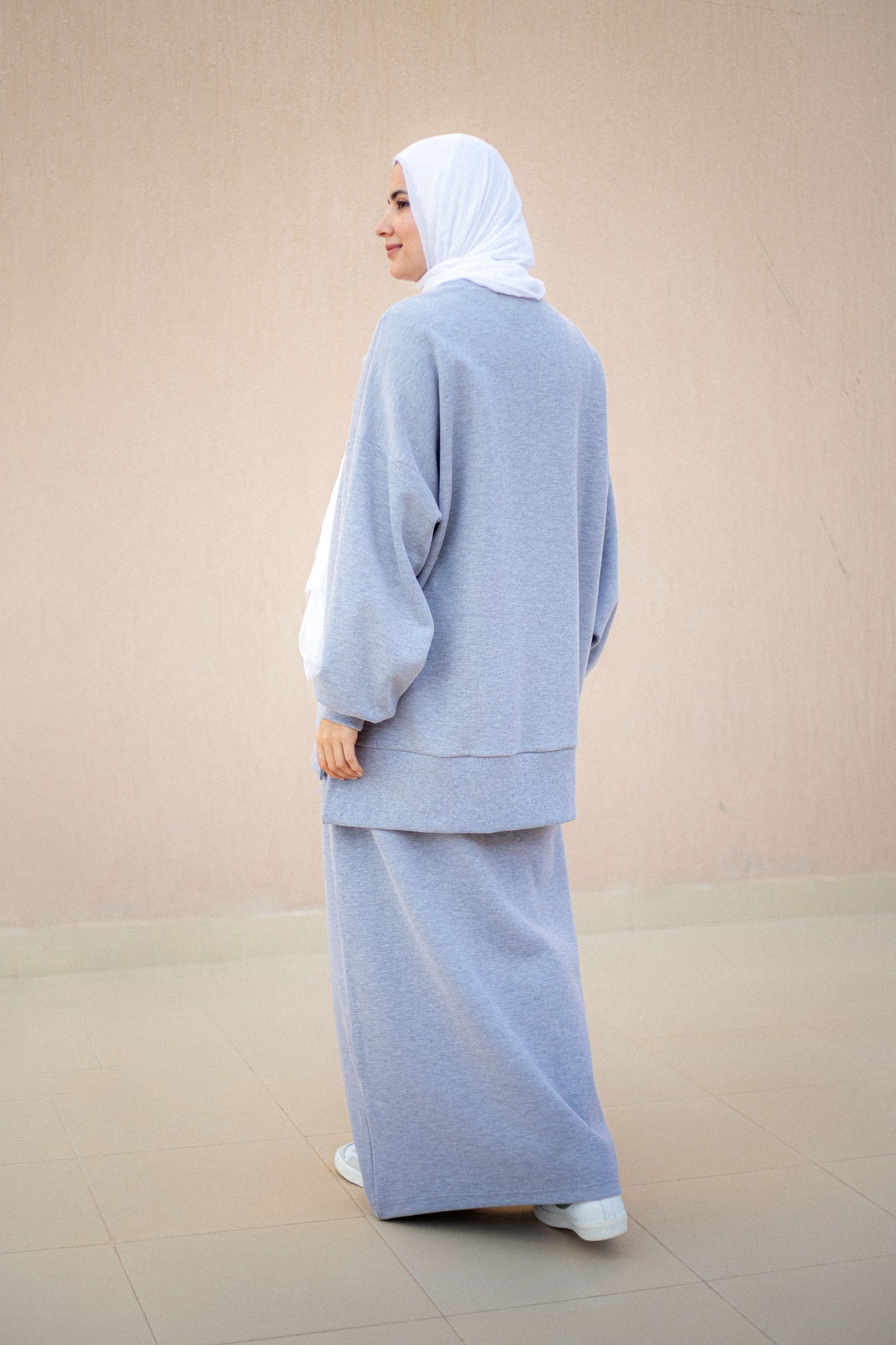 Gray kashmir set