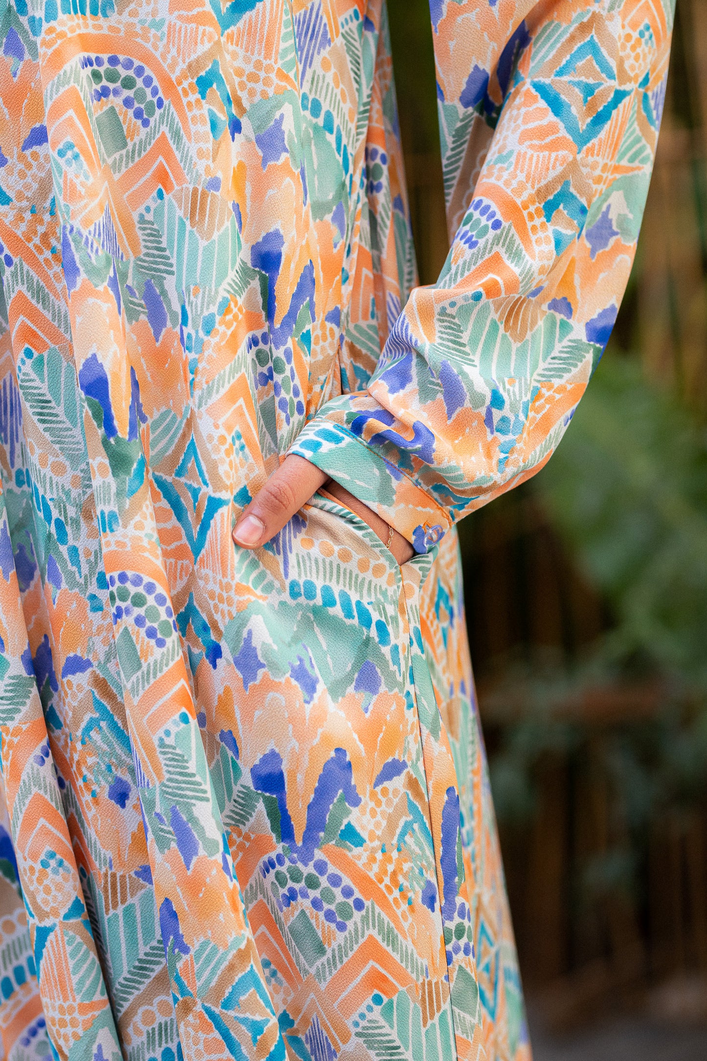 Colorful shoulder dress