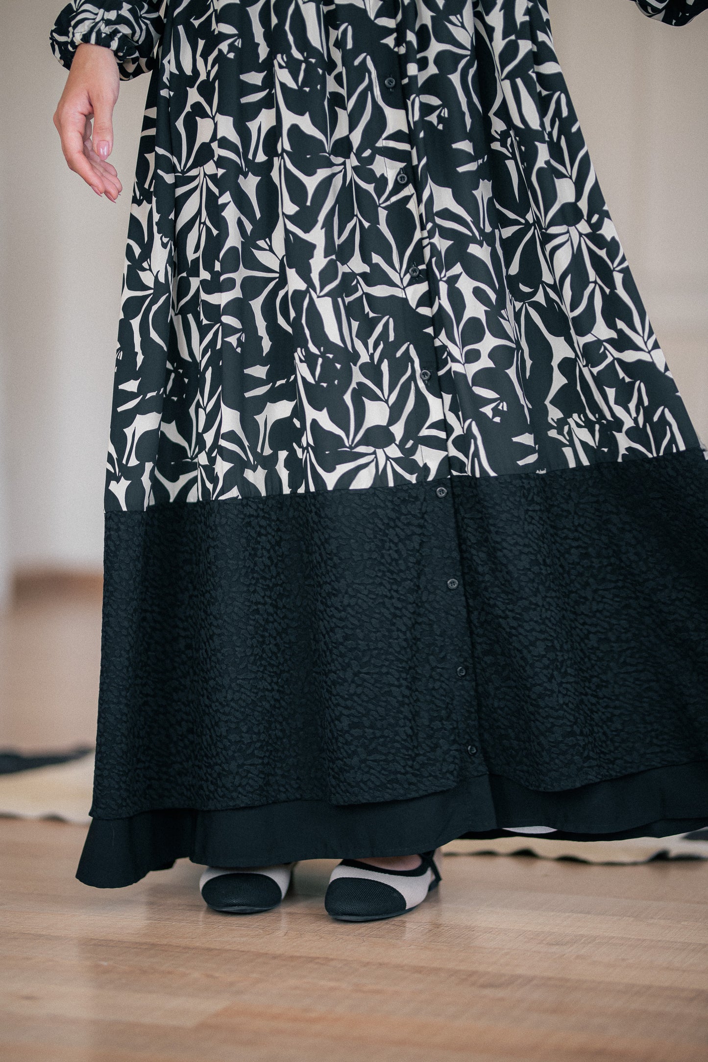 Black & cream crepe Dress with lace Trim