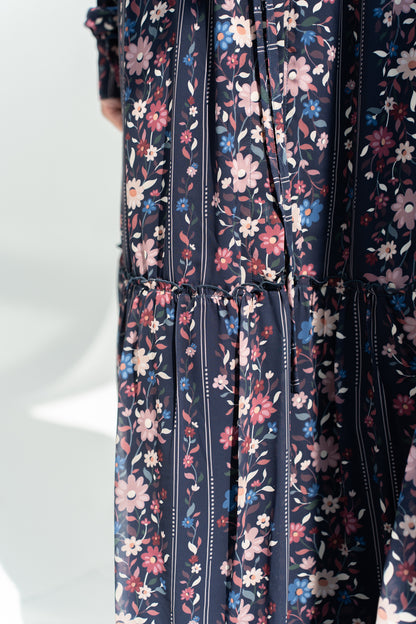 Fully lined chiffon dress / Navy blue