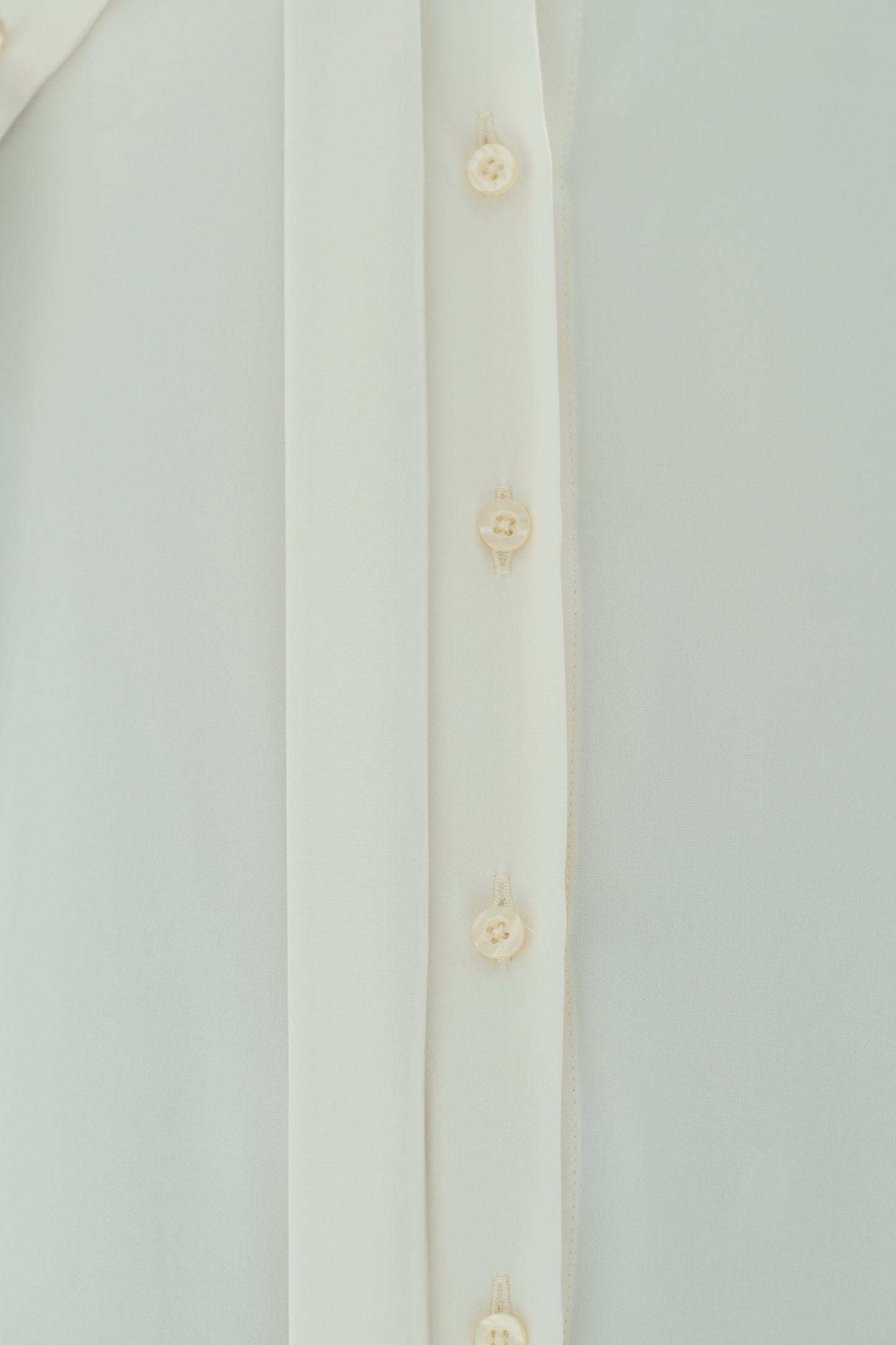 Longline off-white tunic